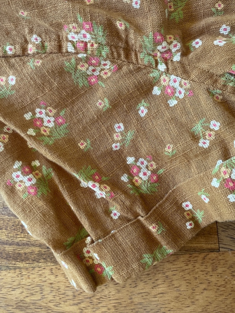 Toad&Co Camp Cove Shirt in Kelp Floral Print - Picture 3 of 7
